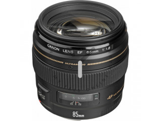 Canon EF 85mm f/1.8 usm lens